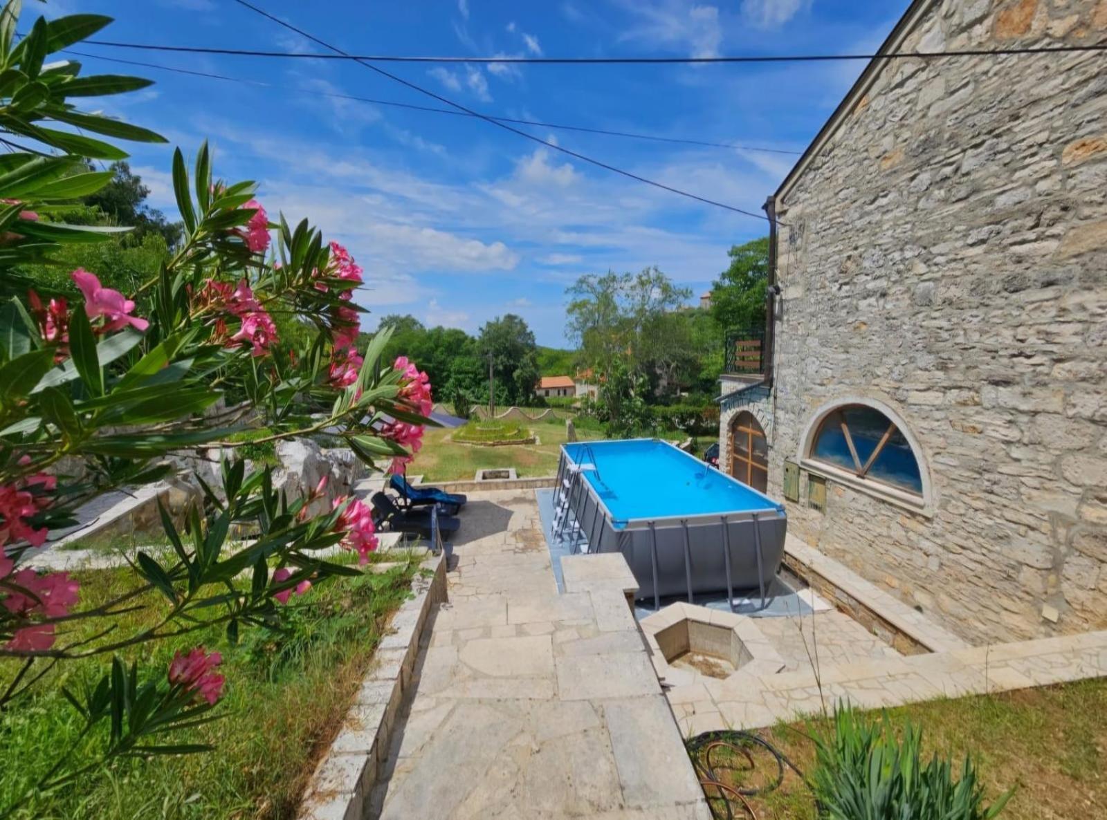 Villa Dts3 Kastel Bagian luar foto