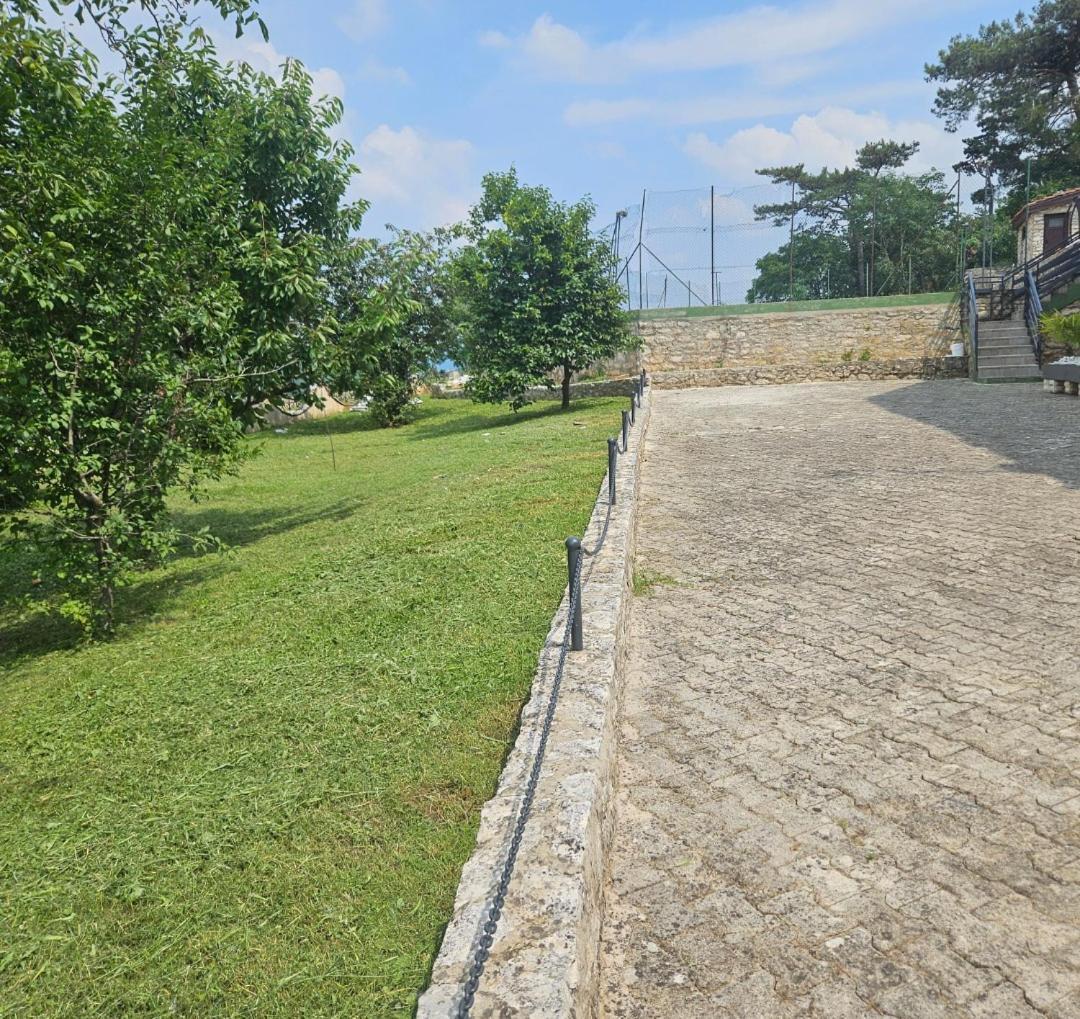 Villa Dts3 Kastel Ruang foto